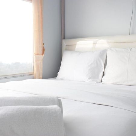 Modest 2Br Apartment At The Jarrdin Cihampelas By Travelio Bandung Exteriör bild